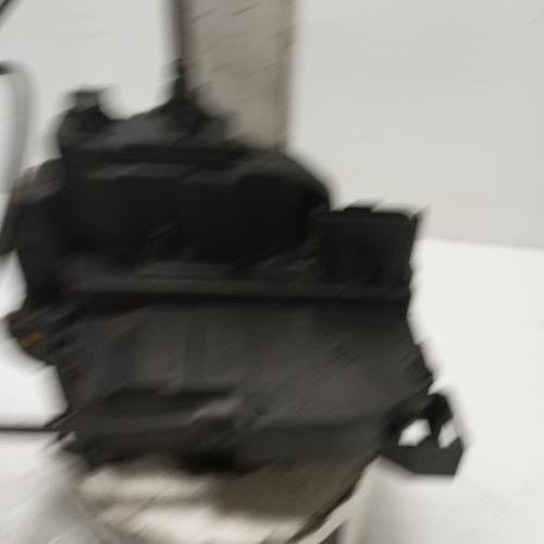 101129281-b037ce8e-3496-4d90-a782-a647ffe097a1-Piece-Fermeture-centralisee-arriere-droit-8200542366-RENAULT-KANGOO-2-PHASE-1-b51b5a4090bf9f57d5e1dae076a6c0a206b48ad96d9d64b930ca2f7b583813a8_m.jpg