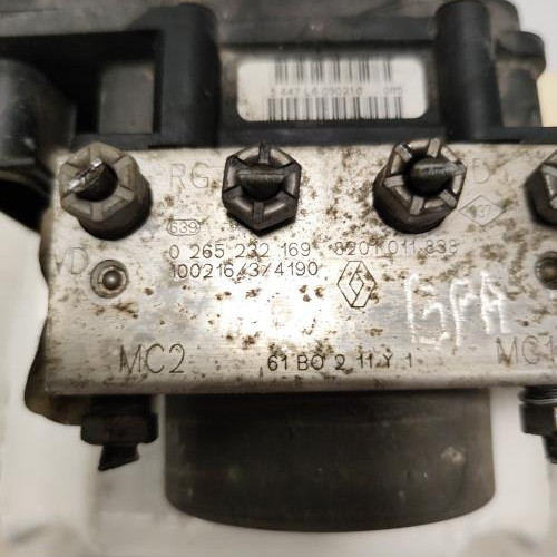 101178070-d0970182-cba8-4a76-8449-28f9ae768ac7-Piece-Bloc-ABS-freins-anti-blocage-8201240013-RENAULT-KANGOO-2-PHASE-1-f03d1a6f2c9c8cca54982bdaf100dd600540b4cf9fd998a17e6cade8871ad802_m.jpg