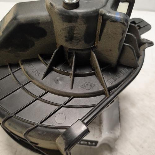 101178097-38532e47-496b-4f33-9744-770ba532b990-Piece-Ventilateur-chauffage-7701068992-RENAULT-KANGOO-2-PHASE-1-905e788378d06cf8792f9fd83e356413835bf893e3f3dea25f56791b0fbdcc8d_m.jpg