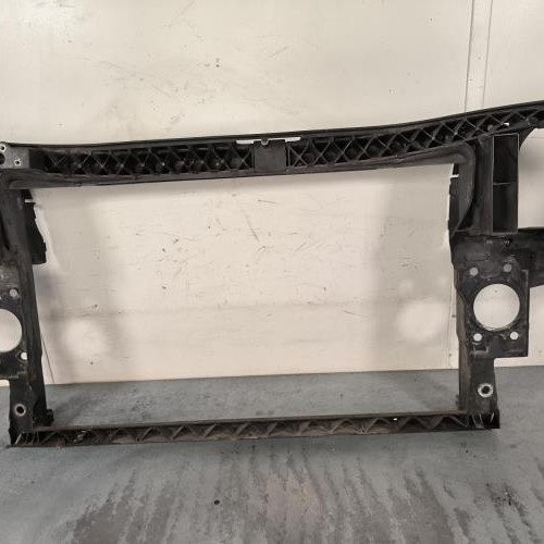 101189759-7f1e8b25-282b-4e5f-900c-faf35933cf3e-Piece-Armature-avant-Masque-avant-4E0805594C-AUDI-A8-2-PHASE-1-0a04e065c1ee3615f49d1dceb54fe2ed42178f25c1cbcc78a6d988415ea706b6_m.jpg