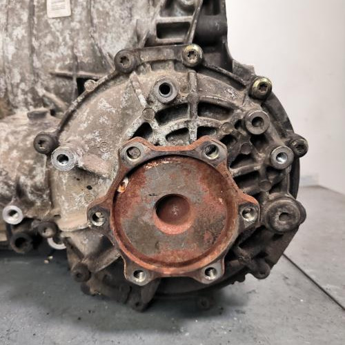 101190488-3e52c511-0f59-4565-973d-79b9b5cb7296-Piece-Boite-de-vitesses-AUDI-A8-2-PHASE-1-26c9a7805754864a8e704a603f6784af4d9b20f487b4b6238d922b13b25c4eaf_m.jpg
