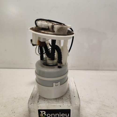 101321269-eb9b5b20-c9c0-4fd2-8914-1c75a22a5505-Piece-Pompe-immergee-17040-1KC0B-RE-NISSAN-JUKE-1-PHASE-2-c108297affc45c3ff63d7397a33f236856c05d72f1df649ca819a70c71d8048e_m.jpg