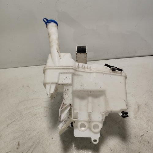 101390842-d4d9b055-1c92-4566-8271-48697f901a0f-Piece-Vase-de-lave-glace-1612502380-PEUGEOT-108-ea63f10c495598d42a88c566c13b01611b31499ea9c9e418c91ecba0e539d6a1_m.jpg