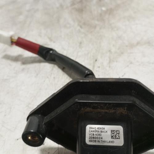101432139-44eb3e98-cbd4-4c4b-bba8-0f92fb8d1e0f-Piece-Camera-de-recul-284424EA0A-NISSAN-QASHQAI-2-PHASE-1-133c918001b3042c016b7086f1ee0266d23b73dd09dc56e68f948d5b1a2143b1_m.jpg