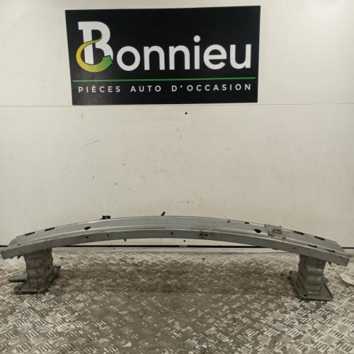 Renfort pare choc avant (traverse)