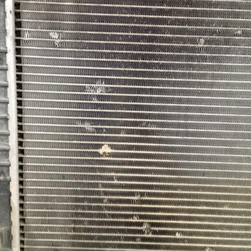 101439978-82f686e3-1433-4671-832d-867d93752170-Piece-Radiateur-eau-95227749-CHEVROLET-AVEO-1-abc1c3225c8bebafc181bc776357cf0525a712e5e67e4eaff6075530cdb90207_m.jpg