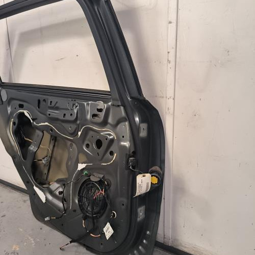 101519363-76dd16d5-c839-47dd-a695-432f886113a5-Piece-Porte-arriere-gauche-9006S7-PEUGEOT-508-1-SW-PHASE-2-BREAK-d7a972d67d2ff13dd58dbc0388ebce25b7ccaf8644aa85b55ee0b8872d583d47_m.jpg