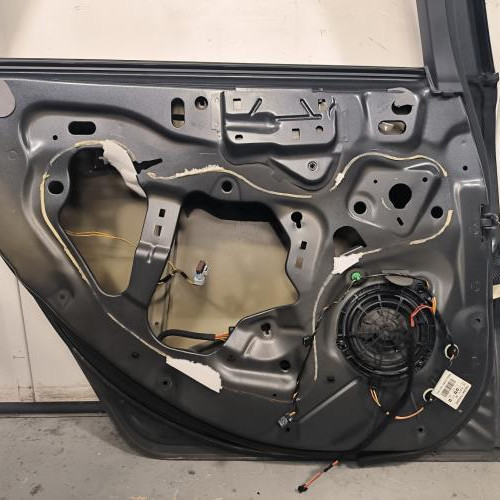 101519363-89abbde7-2874-44ce-add1-960a0403f9de-Piece-Porte-arriere-gauche-9006S7-PEUGEOT-508-1-SW-PHASE-2-BREAK-edb7803356e36d6a754a5f5ed7143f0a798bd16b84e2bdd4086251379c12ce2c_m.jpg