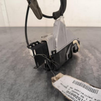 101520856-ed740306-d4da-4d4f-bcd6-73320d9acf91-Piece-Fermeture-centralisee-arriere-droit-9819263380-PEUGEOT-508-1-SW-PHASE-2-BREAK-ef9c036fc7e3043147fd3ce52faeff450abb1c19aeee4c5cc55ad96824b242d9_m.jpg
