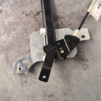 101520865-9f52f02c-6393-4e06-960e-61a38f59e7b2-Piece-Leve-vitre-electrique-avant-droit-9806086880-PEUGEOT-508-1-SW-PHASE-2-BREAK-e2d8dc64d39baa7ebe426b1ada51c1066b5f1a4a7a61f40a3ac55729c9a7d253_m.jpg