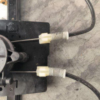 101520865-dcefb81e-0107-444d-9173-8eadc55dc3d6-Piece-Leve-vitre-electrique-avant-droit-9806086880-PEUGEOT-508-1-SW-PHASE-2-BREAK-49f19ac9b6e97f00d2965369f8c38890b329712a30803b64f43dec4912400c7d_m.jpg