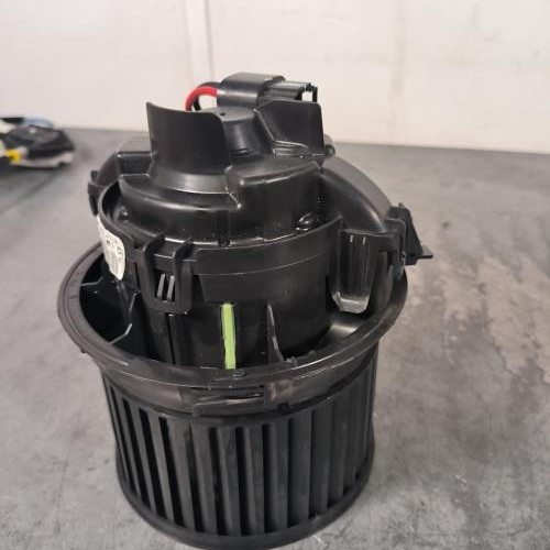 101522018-abfaba32-2e8b-4c15-bd06-875eb6904de5-Piece-Ventilateur-chauffage-6441EW-PEUGEOT-508-1-SW-PHASE-2-BREAK-5d8d5b394a540568a7f29ad77d89928b99962d59ec6ca338997ead2442b9f250_m.jpg
