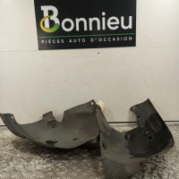101527561-c5fd89c3-3eb1-4241-a24c-663ca852b1b2-Piece-Pare-boue-avant-gauche-8200334164-RENAULT-CLIO-3-PHASE-2-e49e02c17503638cca8b67d81c33fad825fa2522dc3ad0e05c88bc458155dcea_m.jpg