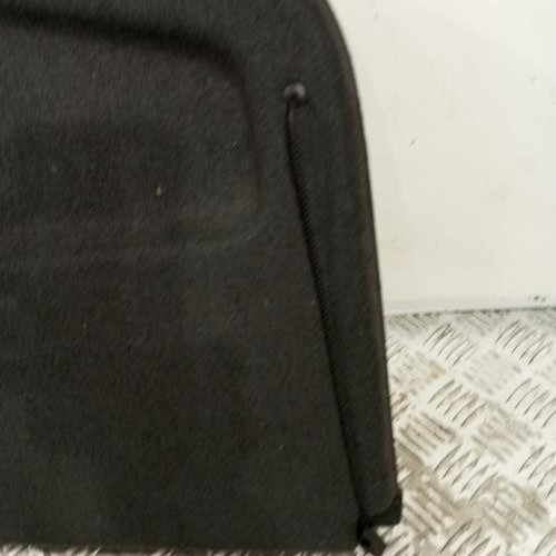 101527562-2595fa48-99a1-43d1-bca2-5928c15d3002-Piece-Plage-arriere-8200399776-RENAULT-CLIO-3-PHASE-2-8aa21b00dd88689a31267c1aa6f49a322ad5c2cd5c711abf9257f2342208f895_m.jpg