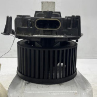 101528046-9cbe5f45-15cc-49c0-835c-9e9d05ec4b2a-Piece-Ventilateur-chauffage-7701062226-RENAULT-CLIO-3-PHASE-2-1b185b34a7c9723fc61c15cb85449953351a23ac4f55397f0ffe25bba8871992_m.jpg