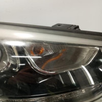 101574806-78702cab-29e9-4598-94c8-2e9ce9a2ca31-Piece-Optique-avant-principal-droit-feuxphare-921022S620-HYUNDAI-IX-35-PHASE-2-e8275615530d19b0c65d163381fc4fe3dfc3e3c2988d3d53af307b84ebcc5984_m.jpg