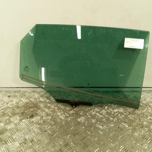 101574834-99900cf1-1225-4fa6-b184-aed5ff3d13b4-Piece-Vitre-arriere-droit-834212Y010A-HYUNDAI-IX-35-PHASE-2-6ad2fdcd67e074d44ca9d2211ff35bc1ebebcad8a71ef4c620a4248de9889ba8_m.jpg