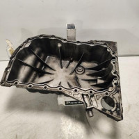 101915764-a8fb9aff-f82c-4051-8daa-315c78c0f8c3-Piece-Carter-inferieur-8200728386-RENAULT-SCENIC-2-PHASE-2-d8acde257a7004c703d101fbd71c29948f693d4e11cbf84ed942aaac80b11593_m.jpg
