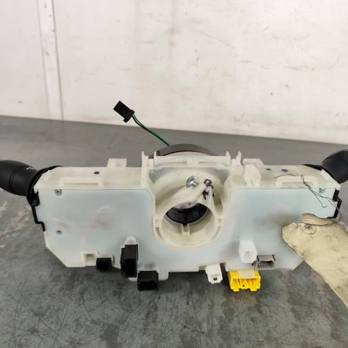101959565-9c65abb5-99ae-4515-84fb-2f09593b20fd-Piece-Com-Bloc-Contacteur-TournantCommodo-Essuie-GlaceCommodo-Phare-255675983R-RENAULT-MASTER-3-PHASE-3-ba306ec603373feefd9e53fa39e5cf058cecbbe7d935682e579fb37d67b70b09_m.jpg