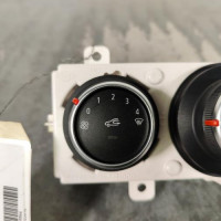 101959566-ac23791d-acf3-4619-b2a6-457c2850da9f-Piece-Commande-chauffage-275106521R-RENAULT-MASTER-3-PHASE-3-9b2c8dcab94bfebfc6a44cfaa5057a4231237a0b7fdf7919f5204c4e6c612808_m.jpg