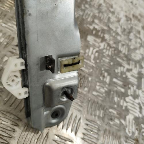 101959574-dcee11e3-c81b-4c05-94ef-2077774fb205-Piece-Leve-vitre-electrique-avant-gauche-807210008R-RENAULT-MASTER-3-PHASE-3-1b8e83cafedc97f2a53905687c0f42ad51d369785a3876797f1b4aaa3c93b5e6_m.jpg