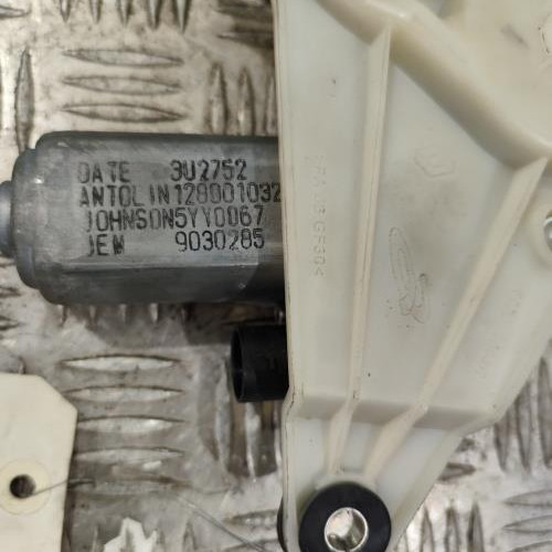 101959574-84b458bc-f64d-4de6-9c70-c65cd22c3135-Piece-Leve-vitre-electrique-avant-gauche-807210008R-RENAULT-MASTER-3-PHASE-3-ba913fe56a6cbe77c746e9f590d89351116d7a82e7f4672e916e09d0f72d9a40_m.jpg