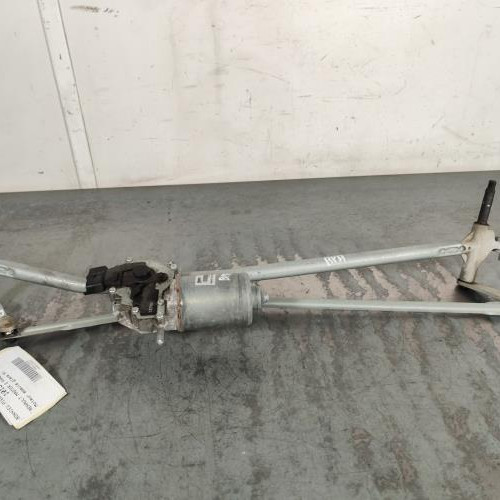 Moteur essuie glace avant