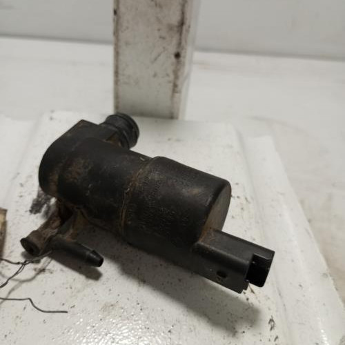 101959694-ec6bff86-f8ea-4fc5-8f20-d36d1d01ca47-Piece-Pompe-lave-glace-avant-286205987R-RENAULT-MASTER-3-PHASE-3-d386127b71e7dbabc98a8b438779c2af87f6831a95347b7d898d5c00b54c0fba_m.jpg