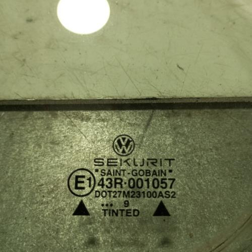 101962046-0c039c6c-cb7a-41a4-bdd8-8fb0bfbcfccc-Piece-Custode-arriere-gauche-porte-1J6845215D-VOLKSWAGEN-GOLF-4-0214d67af3b8d28eb9bf538638422fd3e041661b0ca825e5e6c2a451d92de39f_m.jpg