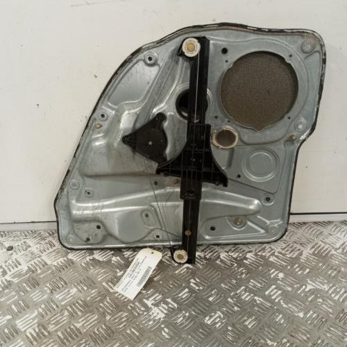101963356-5bff0fe4-5f4a-41bd-9ce8-162d6fc0f282-Piece-Leve-vitre-electrique-arriere-gauche-1J4839461F-VOLKSWAGEN-GOLF-4-44f031f7c8f8e78e4c1d7147b2e5af2fda3fc6b45201719a298b9c99e85bf5b5_m.jpg