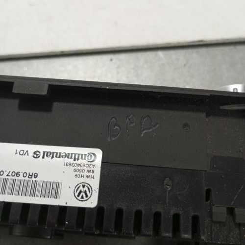 101969484-50d3c398-796b-42e9-8446-eb6390a7fcf9-Piece-Commande-chauffage-6R0907044EWZU-VOLKSWAGEN-POLO-5-PHASE-1-73a7988d62a69a95178b6b3b020595defae17fc8872e8093708b9414805ce48c_m.jpg