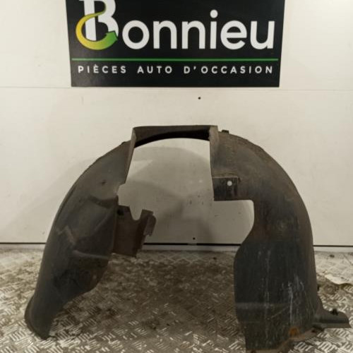Pare boue avant gauche