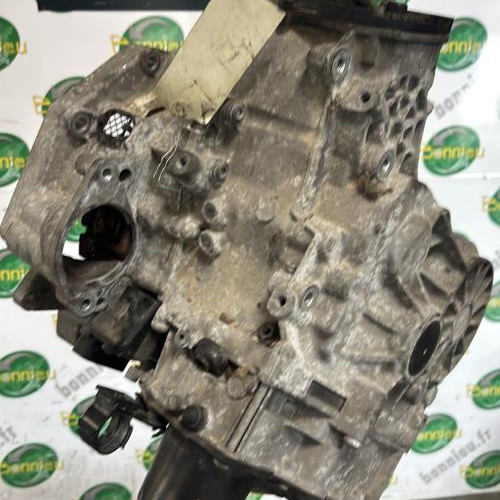 101970659-a572a2c4-36dc-4cd2-b0c8-738faadb25fe-Piece-Boite-de-vitesses-0AM300050K01N-VOLKSWAGEN-POLO-5-PHASE-1-326ca9ecf1415546d79b01b6a4aabfb65ae68122cd09c3cceaf1ebda08095d3e_m.jpg