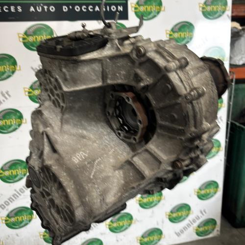 101970659-57d482ef-3b3e-4975-a957-9954cba6e37b-Piece-Boite-de-vitesses-0AM300050K01N-VOLKSWAGEN-POLO-5-PHASE-1-617667fede7b1c7f0e2a49be0e757d6262a900b55bbf14bed238c81066aaf922_m.jpg