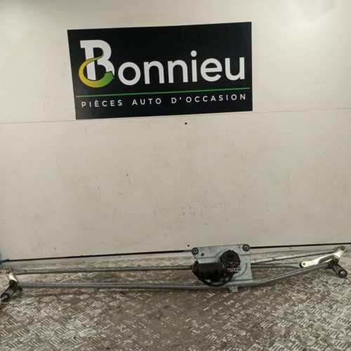 Moteur essuie glace avant