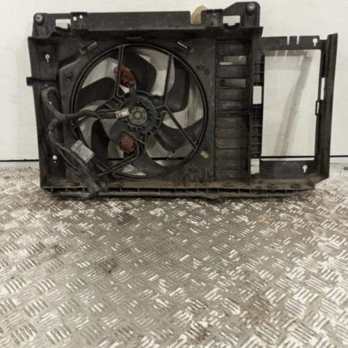 101977389-4d0be970-62c4-40c5-99ee-e93d72d8a37e-Piece-Ventilateur-eau-00001253G4-CITROEN-XSARA-PICASSO-PHASE-2-9ad51078559167c463de79c631c424e8057f9174df97723482148500ddc76864_m.jpg