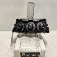 102277148-c6970b6a-1e71-4ed6-b182-4eeaf689f53b-Piece-Commande-chauffage-9675399980-CITROEN-C3-2-PHASE-1-4d9fb7a25949408a56c4ff251ba71d44460d46ad104a23b15ad40599804a2443_m.jpg