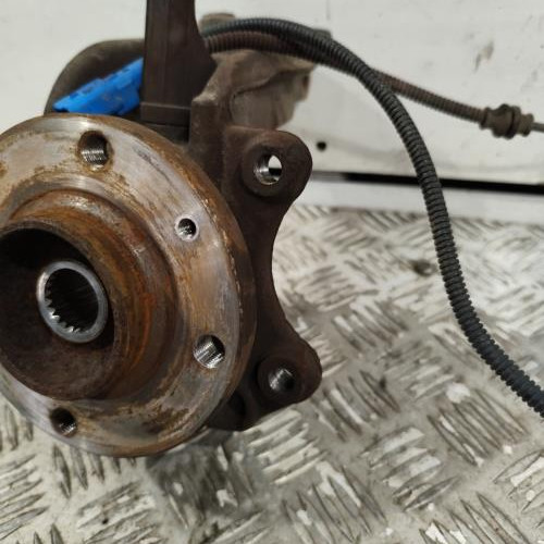 102277398-0dbb9b52-ca22-48ed-afdd-55f1d9578570-Piece-Fusee-avant-droit-1607557580-CITROEN-C3-2-PHASE-1-37d24963ee5a1f087e233308c0211445af63aa7a0017b7079054c698967d773b_m.jpg
