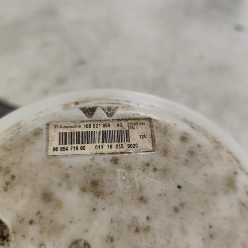102277401-53af83e2-44bd-4016-848b-bcc2d38e72a7-Piece-Pompe-immergee-00001525RH-CITROEN-C3-2-PHASE-1-a67abba3b8ca20aa82d7653e0e29b90d74880b693126dd2decc1beab274afbfd_m.jpg