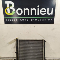 102277403-93b1ba64-8963-474e-a4a1-3af6f0230c4c-Piece-Radiateur-eau-00001330Q5-CITROEN-C3-2-PHASE-1-e2b6367b5db16e6f3f333051c06bc438de71e6c05d9e853d218036bfae59a3a5_m.jpg