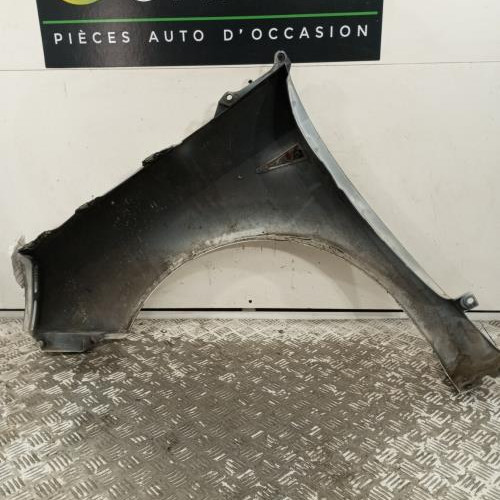 102289290-7ae745ed-064f-4024-b45f-91464dbc754b-Piece-Aile-avant-droit-8200020569-RENAULT-SCENIC-2-PHASE-2-da7cd0218ada67f6413c8e948796479a590b1151d852ad58f405ac96db2c7910_m.jpg