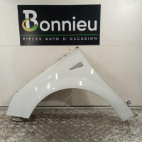 102289291-c73648f1-3d26-46fa-ae8c-852dda1ee565-Piece-Aile-avant-gauche-8200020568-RENAULT-SCENIC-2-PHASE-2-7499ec956414d79111b75c0df86da4b5b23ec70453a32e667838add7b9ca1a77_m.jpg