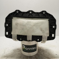 102304445-d1751192-b8b0-4644-9ee5-8f0951aab1a1-Piece-Air-bag-passager-9672848580-PEUGEOT-208-1-PHASE-1-3f1840df0fb75264e2089c718eeb1c3973edce0144e8150f733b2a7d4acc0bf2_m.jpg
