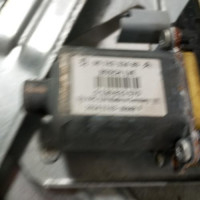 102304469-4b3feb25-ed65-4f4d-bd36-586ee7a42701-Piece-Leve-vitre-electrique-avant-gauche-9673155280-PEUGEOT-208-1-PHASE-1-1e7d5ff83e3cdce8ba104c5b6af7de08da808a8aae4e86cd1806fcf8bf807e52_m.jpg