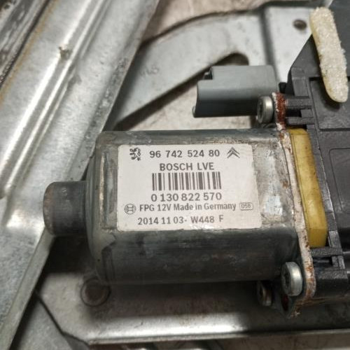 102304469-c7db2eea-fb0e-4828-b15c-49e2aa79f4d4-Piece-Leve-vitre-electrique-avant-gauche-9673155280-PEUGEOT-208-1-PHASE-1-fefc6271402b80f36398c725c3f8bb125d4bccd581289e7d279a7447eb0d2723_m.jpg