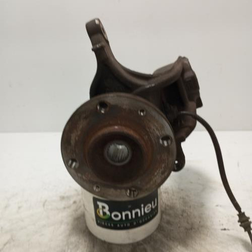 102309429-afe2b8e7-e632-4efd-9090-939407ffb27d-Piece-Fusee-avant-droit-1607557580-PEUGEOT-208-1-PHASE-1-6f4861c0653ce97e51315b2e006a24a28bae702ddb68c35c7bcdf540dc349d73_m.jpg
