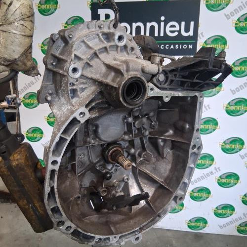 102309996-85303aed-08b7-472d-9370-a41336f887b8-Piece-Boite-de-vitesses-9803846180-PEUGEOT-208-1-PHASE-1-4b7adbfa81a22c2457868554a364cceadc5ffe5fa21f567bc030be425f98db98_m.jpg