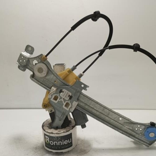 102486449-cc96e526-f284-4035-9c1f-31aace44626a-Piece-Leve-vitre-electrique-arriere-droit-827200008R-RENAULT-MEGANE-3-PHASE-2-BREAK-ccbe70cdebd595291d859c336878bfefa89af83ad334e0a95feef4b9972da6ec_m.jpg