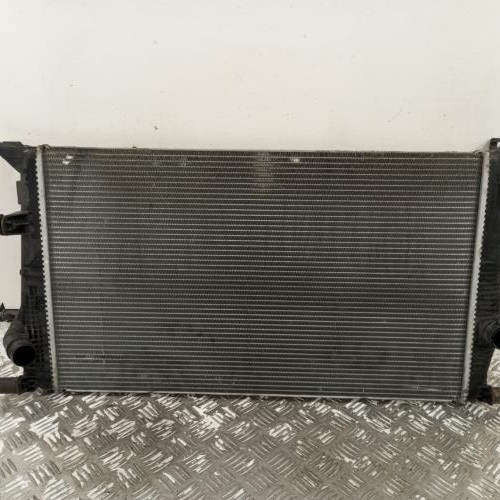 102486760-d1773733-2da9-4598-be70-1ce2c461a45d-Piece-Radiateur-eau-214100057R-RENAULT-MEGANE-3-PHASE-2-BREAK-2d519c7fb15896d0d44ce418dd0620d8da8a3dc3883e40a70432a7070dcef4c0_m.jpg
