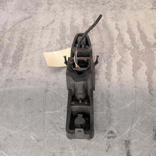 102544752-0b0eca0c-e771-48db-813c-e7d64b4bdce8-Piece-Platine-feu-arriere-gauche-RENAULT-GRAND-SCENIC-2-PHASE-1-498508fbc975b9652789454c4bd77622a977c8d388fd34d671c964b3e28a14a3_m.jpg